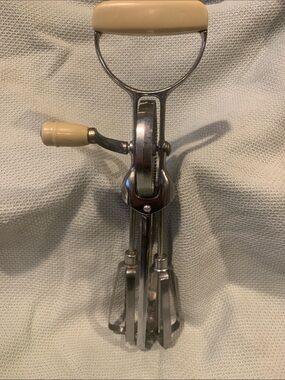 Vintage Chrome Hand-Crank Egg Beater with Cream Handles